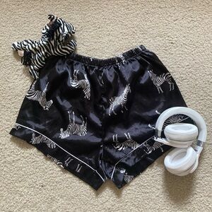 COZYEASE (AMAZON) casual pajama shorts with zebra print